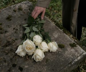 Paris : il y a 200 ans, les touristes affluaient pour voir&hellip; des corps en d&eacute;composition  - Histoire Morgue Mort Paris