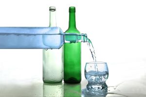 PFAS : "D&egrave;s que vous mesurez, vous trouvez des taux impropres &agrave; la consommation", alerte Notre Affaire &agrave; Tous  - Action environnementale Affaire Ardennes Associations Consommation Eau Eau du robinet Eau potable &Eacute;cologie Environnement Justice Lutte environnementale PFAS Pollution Sant&eacute; Sant&eacute; publique Scandale Scandale sanitaire Sols