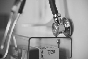 Les arr&ecirc;ts maladie devront d&eacute;sormais &ecirc;tre pos&eacute;s au moins 6 mois &agrave; l&rsquo;avance  - Arr&ecirc;ts de travail D&eacute;tente Humour LeGorafi Sant&eacute;