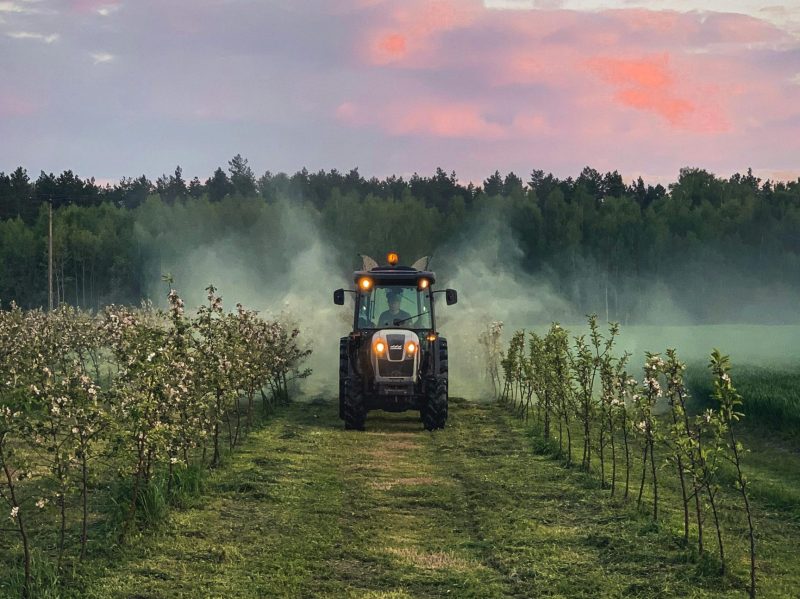 « Victoire historique » : la justice ordonne à l’Etat de revoir ses autorisations de pesticides  - Agriculture ANSES Environnement Pesticides Pollution Santé