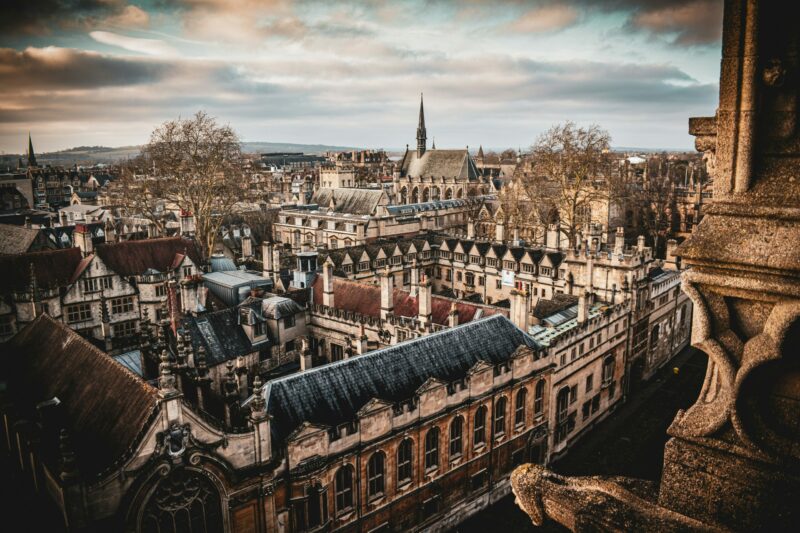 Au Moyen Âge, les étudiants ne faisaient pas que la fête: d'après des chercheurs, ils s'entretuaient  - Criminalité Histoire Moyen âge Sécurité
