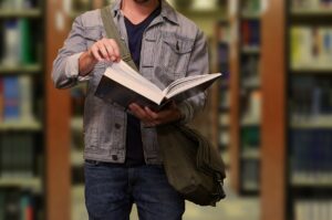 &laquo; Bienvenue en France &raquo; : un slogan qui passe mal chez les &eacute;tudiants &eacute;trangers  - &Eacute;ducation &Eacute;tudiants Minist&egrave;re de l'&eacute;ducation Pr&eacute;carit&eacute;