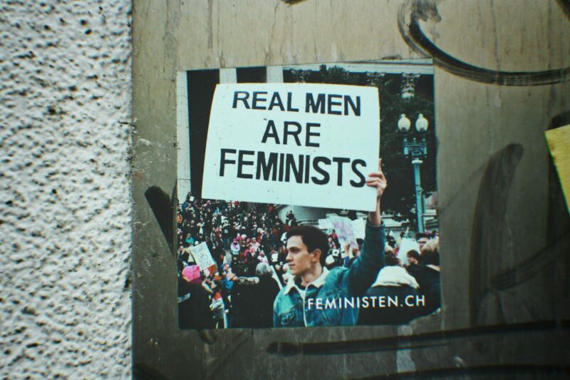 « Je ne suis pas féministe, j’ai un bon amant » : quand les médias dépolitisent le féminisme  - Droits des femmes Féminisme Femmes Patriarcat