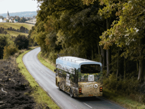 Bus "Sauvons nos for&ecirc;ts" contre les coupes rases : le combat d'habitants de la Gironde &agrave; Bruxelles  - Association Canop&eacute;e Coupes rases D&eacute;forestation For&ecirc;ts Initiatives Lutte environnementale