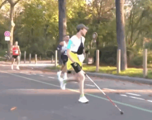 Cl&eacute;ment Gass, non-voyant, a r&eacute;ussi un exploit au 20km de Paris !  - Clement Gass Course &agrave; pieds Handicap