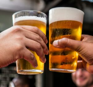 Au Royaume-Uni, les pubs se rebellent et refusent les travaillistes  - Angleterre Bi&egrave;re &Eacute;conomie Grande Bretagne Royaume-Uni