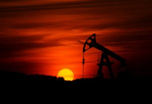 L&rsquo;IA optimise le p&eacute;trole et aggrave le bilan carbone  - Changement climatique CO2 &Eacute;nergies Environnement &Eacute;tats-Unis Gaz &agrave; effet de serre Hydrocarbures IA Intelligence artificielle Mistral AI Technologie TotalEnergies