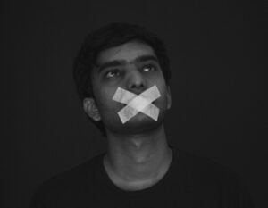 France 24 victime de la censure de Bollor&eacute;  - Censure D&eacute;mocratie D&eacute;sinformation France 24 France T&eacute;l&eacute;visions Ind&eacute;pendance des m&eacute;dias Journalisme Libert&eacute; de la presse Manipulation des m&eacute;dias M&eacute;dias R&eacute;sistance Soci&eacute;t&eacute; Vincent Bollor&eacute;