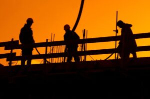 Cong&eacute; climatique : les salari&eacute;s en surchauffe, le patronat en sueur  - Canicule Changement climatique Climat Code du travail Conditions de travail Entreprises Espagne Inondations T&eacute;l&eacute;travail Temp&ecirc;tes Temps de travail Travail