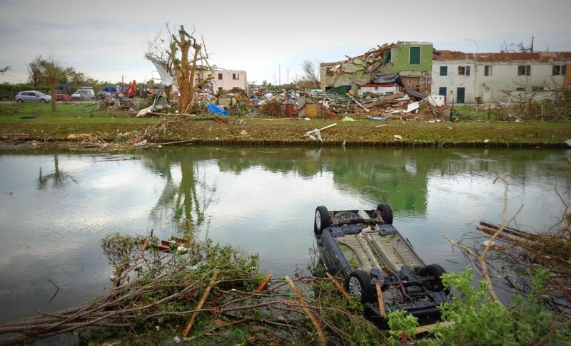 À Mayotte, la France écrase les plus pauvres  - Cyclone Droits de l'Homme Droits humains Expulsion Inégalités Logement Mayotte Pauvreté