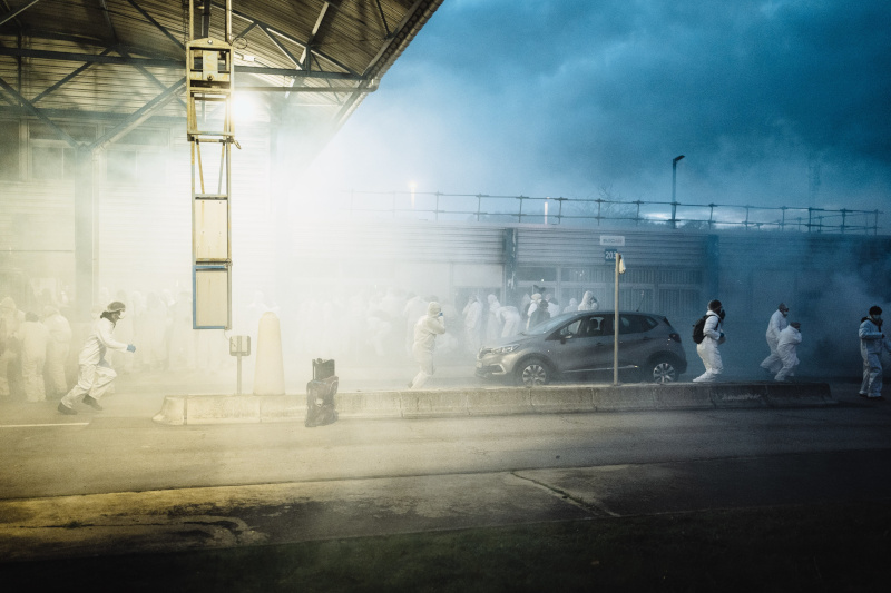 Près de Rouen, paysans et malades bloquent le site du géant de l'agrochimie BASF  - Agriculture Agriculture Bio BASF Cancer Confédération paysanne Manifestation Pesticides PFAS Pollution Rouen Saint-Aubin-lès-Elbeuf Santé