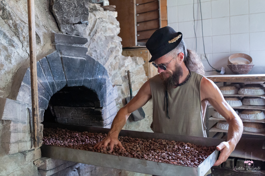 Cacao bio labellis&eacute;, transport en voilier&hellip; des artisans r&eacute;inventent le chocolat  - Artisanat Cacao Chocolat Consommation Samuel Moro Le Sauvage