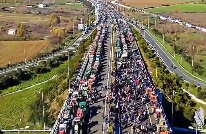 Colère des agriculteurs en Grèce : gros blocages, barrages et heurts  - Agriculture Europe Grèce Manifestation Nikaia Thessalonique