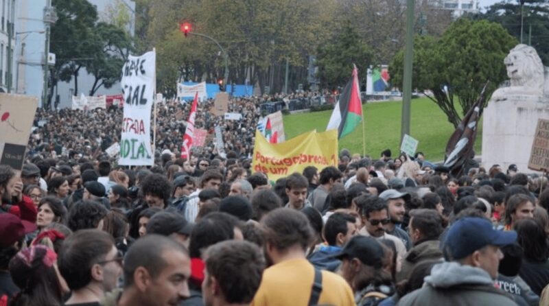 Portugal : 3 millions de grévistes contre une réforme du droit du travail  - Conditions de travail Grève Manifestation Portugal Précarité Temps de travail Travail