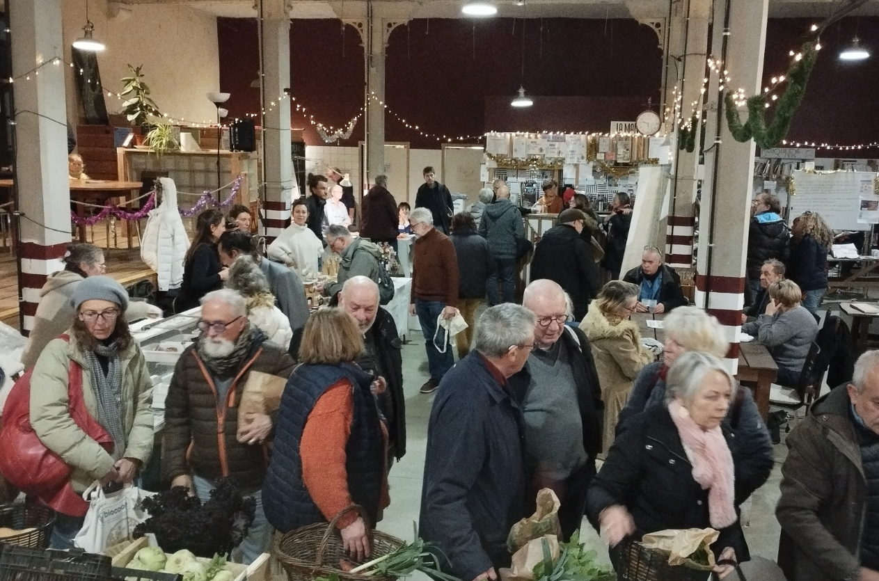 Bergerac : un march&eacute; o&ugrave; les clients choisissent leur prix, un mod&egrave;le fragile  - Bergerac Consommation Entraide March&eacute;s Solidarit&eacute;
