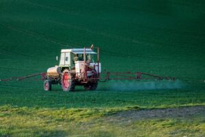 Effet cocktail : le m&eacute;lange de pesticides d&eacute;r&egrave;gle le foie, m&ecirc;me sous les seuils autoris&eacute;s  - Agriculture Alimentation Cancer D&eacute;couverte scientifique &Eacute;cologie Environnement Inrae Lutte environnementale Maladie Pesticides Pollution Produits phytopharmaceutiques Produits phytosanitaires Recherche scientifique Sant&eacute; Sant&eacute; publique Science Sciences