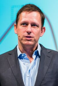 Dialog, la soci&eacute;t&eacute; secr&egrave;te de Peter Thiel qui parle guerre mondiale, sexe et cr&eacute;ation de sectes  - Capitalisme D&eacute;fense &Eacute;tats-Unis Guerres Mafia Milliardaires OTAN Palantir Peter Thiel Renseignement Scott Bessent Sectes Surveillance