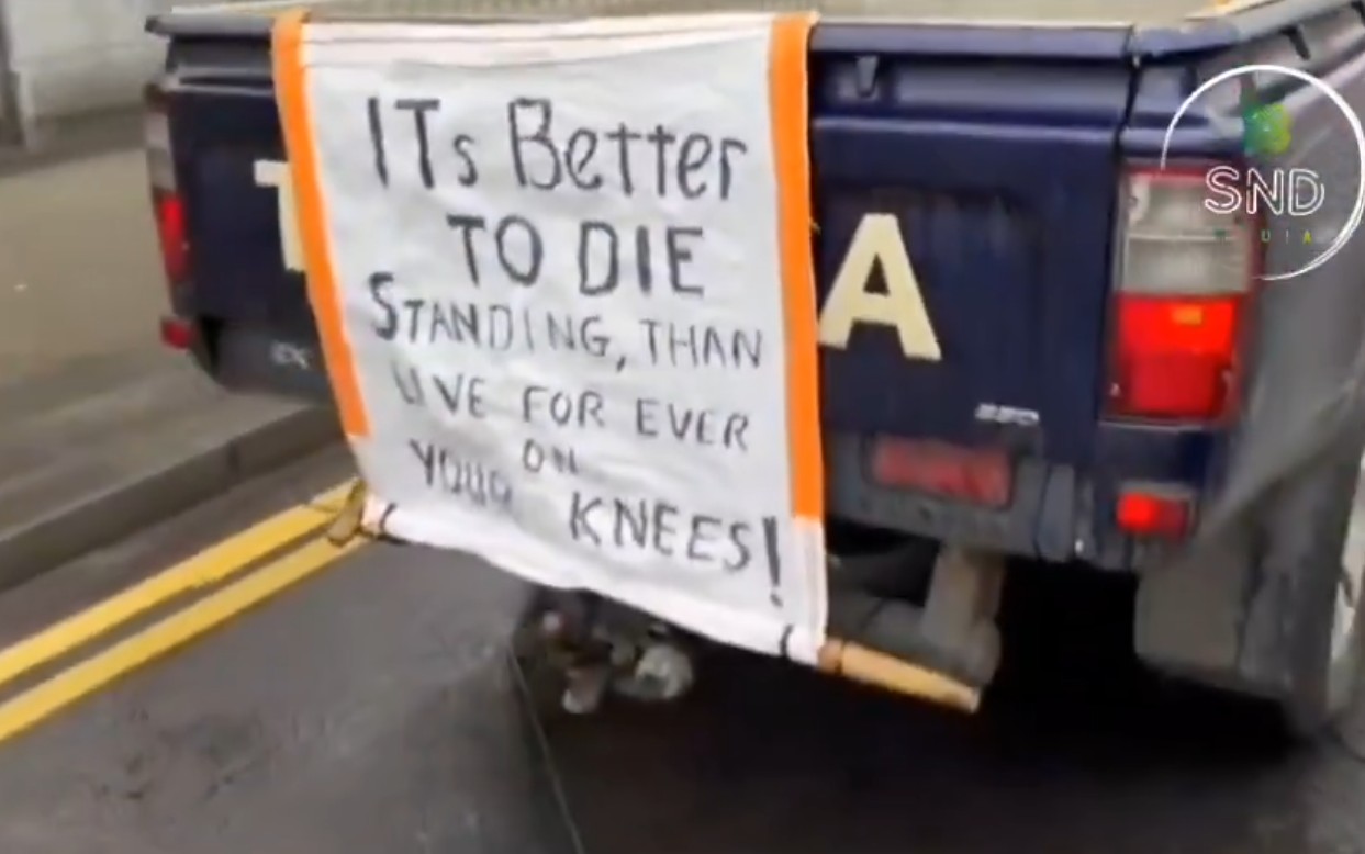 Irlande : la mobilisation massive contre la hausse des prix des carburants fait plier le gouvernement  - Carburants Gouvernement Irlande Taxes Taxi