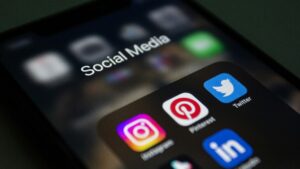 Meta raque jusqu'&agrave; 18 milliards de dollars pour solder ses proc&egrave;s avec 40 &Eacute;tats US  - Addiction Enfance Enfants &Eacute;tats-Unis Facebook Instagram Justice Meta Psychologie R&eacute;seaux sociaux Sant&eacute; mentale Sant&eacute; publique TikTok Youtube