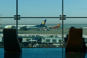 &Agrave; Roissy, on cache les Noirs pour un reportage de TF1  - A&eacute;roport A&eacute;roports de Paris (ADP) Affaire Conditions de travail Discrimination Emploi Enqu&ecirc;te Entreprises In&eacute;galit&eacute;s Justice Paris Racisme Roissy Scandale Soci&eacute;t&eacute; Watch Over Syndicats TF1 Travail