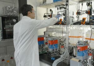 L'&eacute;nergie solaire sans batterie&nbsp;: un syst&egrave;me japonais de photosynth&egrave;se artificielle  - Batteries Carburants D&eacute;couverte scientifique &Eacute;lectricit&eacute; &Eacute;nergie solaire &Eacute;nergies &Eacute;nergies renouvelables Environnement Innovations Japon Recherche scientifique Science Sciences Soleil Technologie