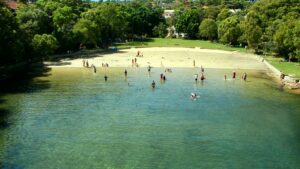 Allemagne&nbsp;: un lieu de baignade interdit aux non-germanophones  - Allemagne Alternative f&uuml;r Deutschland (AfD) Immigration Langues Piscine Racisme