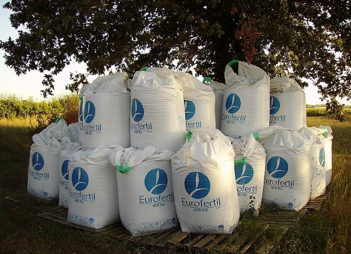 Charente-Maritime : des dizaines de maisons inhabitables, contamin&eacute;es par une usine d&rsquo;engrais  - Cadmium Cancer Charente-Maritime D&eacute;pollution Engrais Entreprises Environnement Pollution Sant&eacute; Sols Timac Agro