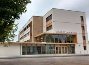 Meuse : un coll&egrave;ge r&eacute;nov&eacute; pour mieux supporter les canicules (sans clim&rsquo;)  - Canicule Climat Climatisation Coll&egrave;ges D&eacute;tente &Eacute;ducation &Eacute;nergies Initiatives Innovations