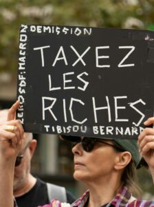 Faut-il plafonner la richesse pour sauver la d&eacute;mocratie&nbsp;?  - Capitalisme D&eacute;mocratie Ind&eacute;pendance des m&eacute;dias Ingrid Robeyns Jeff Bezos Manipulation des m&eacute;dias Milliardaires Richesse Washington Post